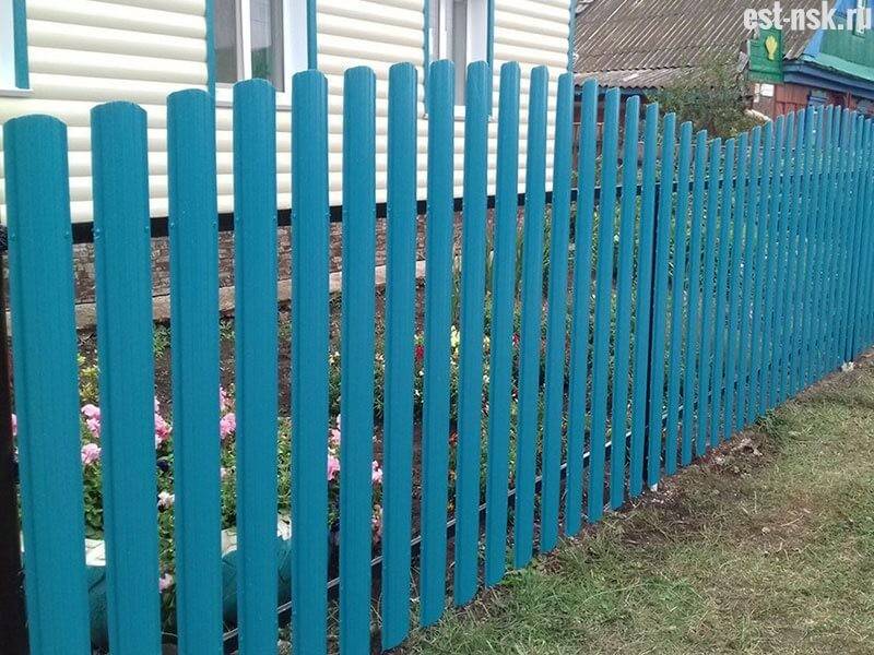заборы из евроштакетника монтаж