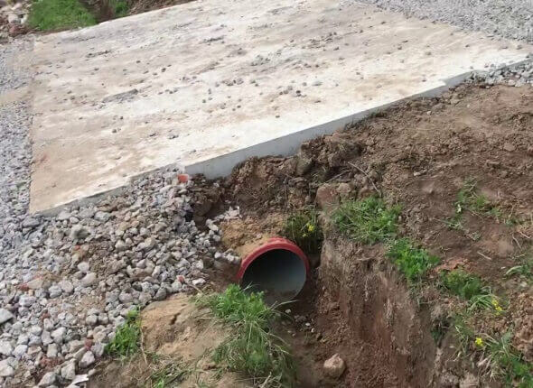 въезд через канаву